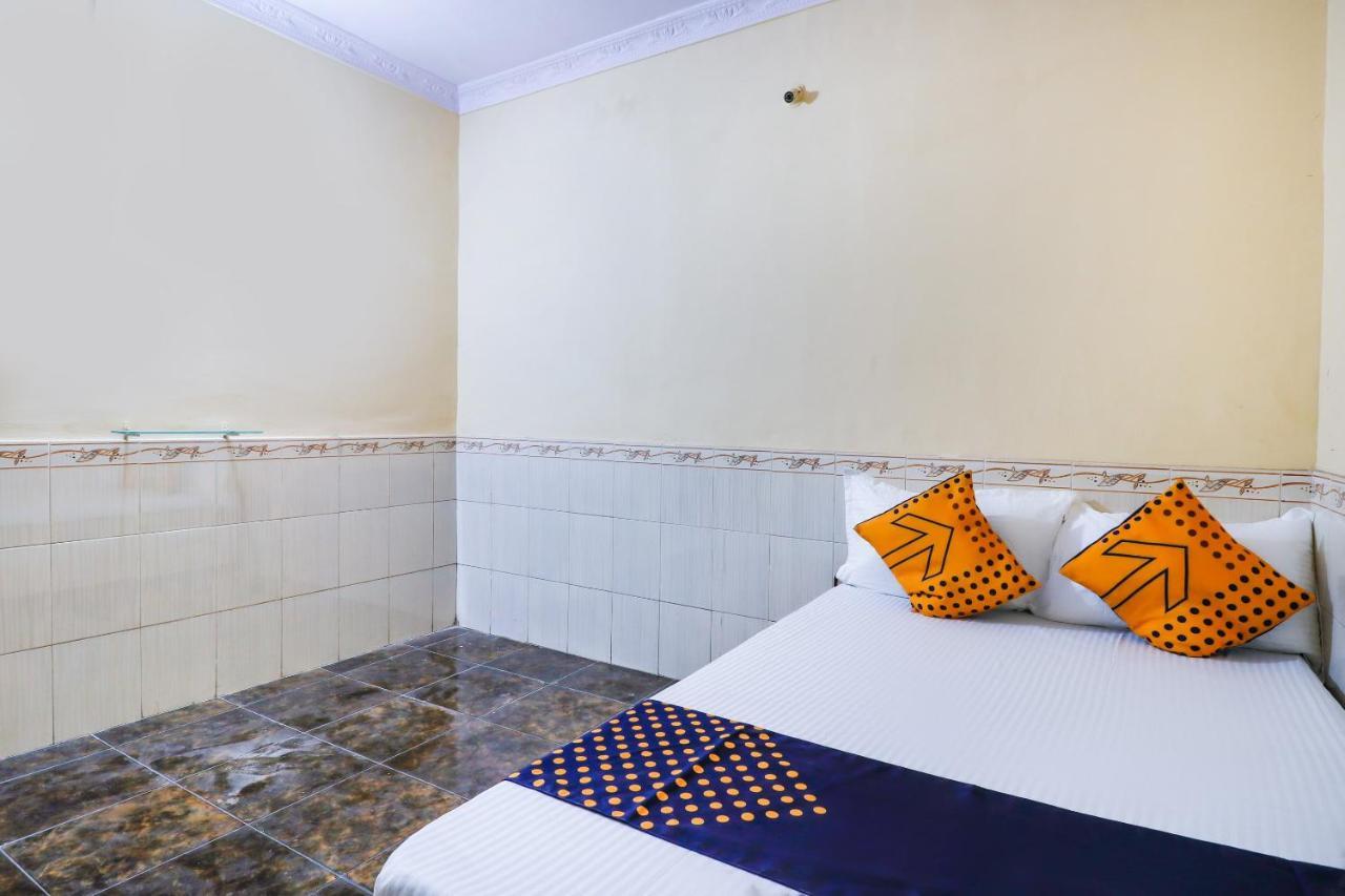Spot On 66527 Pallavi Lodge Ulhasnagar Exterior photo